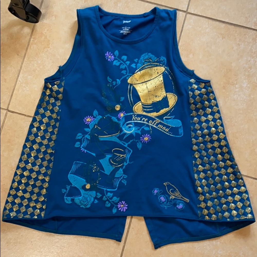 Disney’s Mad Hatter Women’s top size L